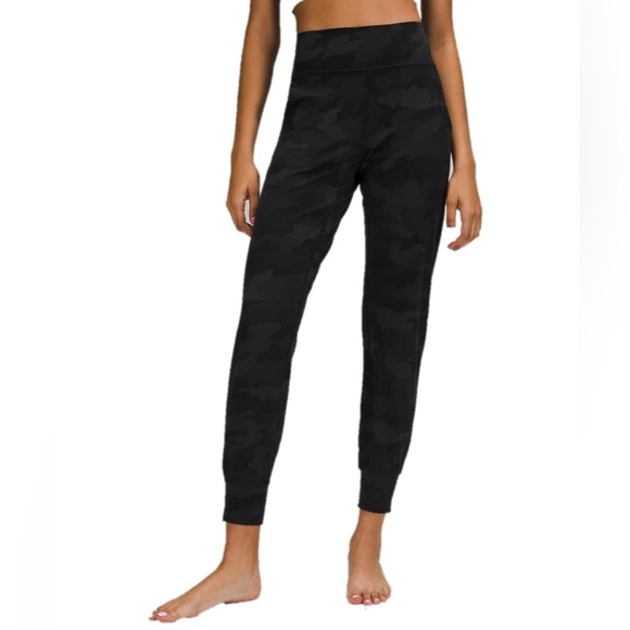 Lululemon Jogger Pants - Picture 1 of 11